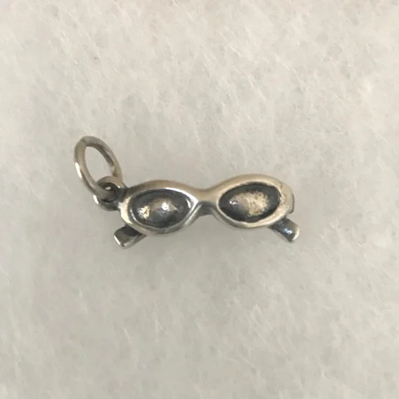 Authentic and Retired sunglasses James Avery Charm
